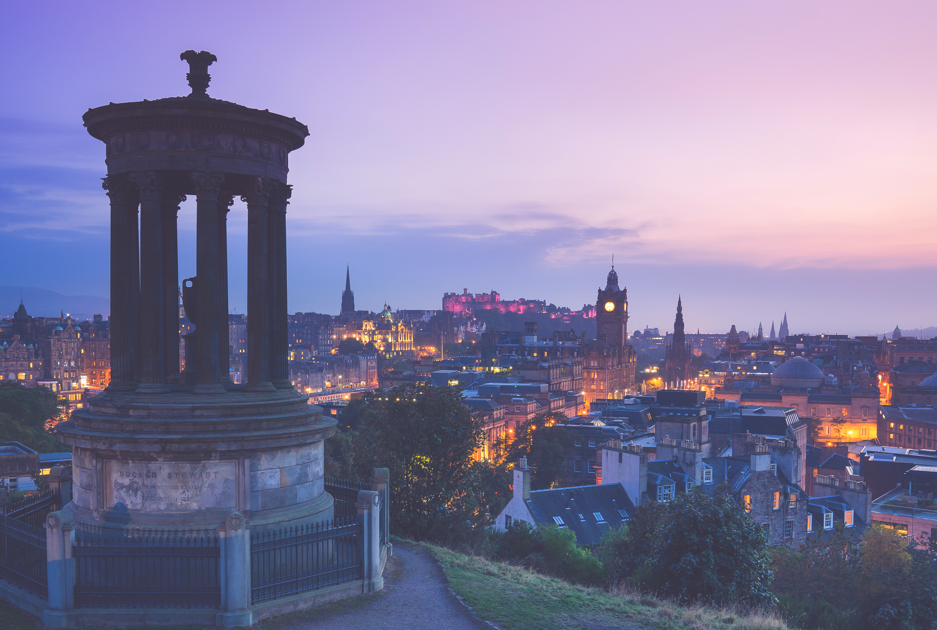 Find cool things to do in Edinburgh